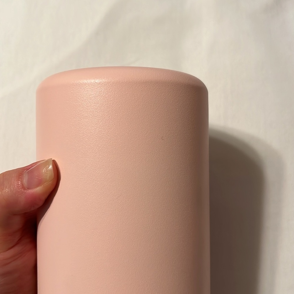 Hydroflask Original Dogwood “Strawberry Milk” With Matching Boot - Picture 5 of 11